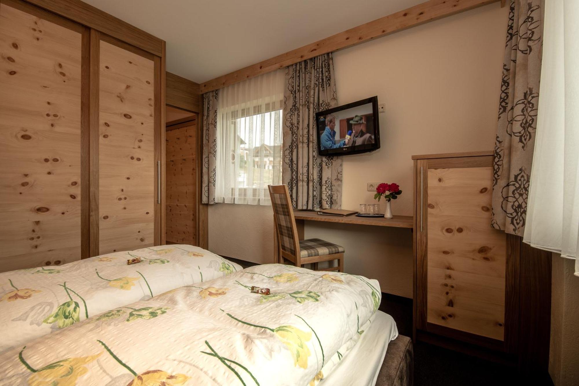 Hotel Garni Sonnenheim Fiss Eksteriør bilde